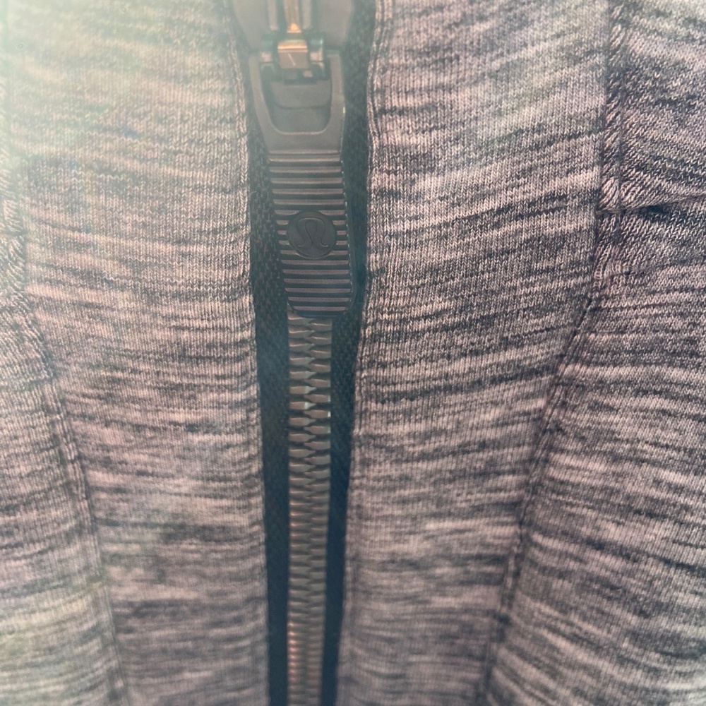 Lululemon longer grey zip hoodie - Picture 6 of 8